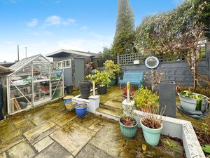 Photo 16- click for photo gallery